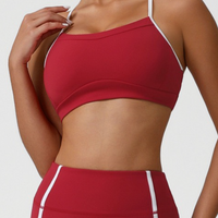Caroline Bra