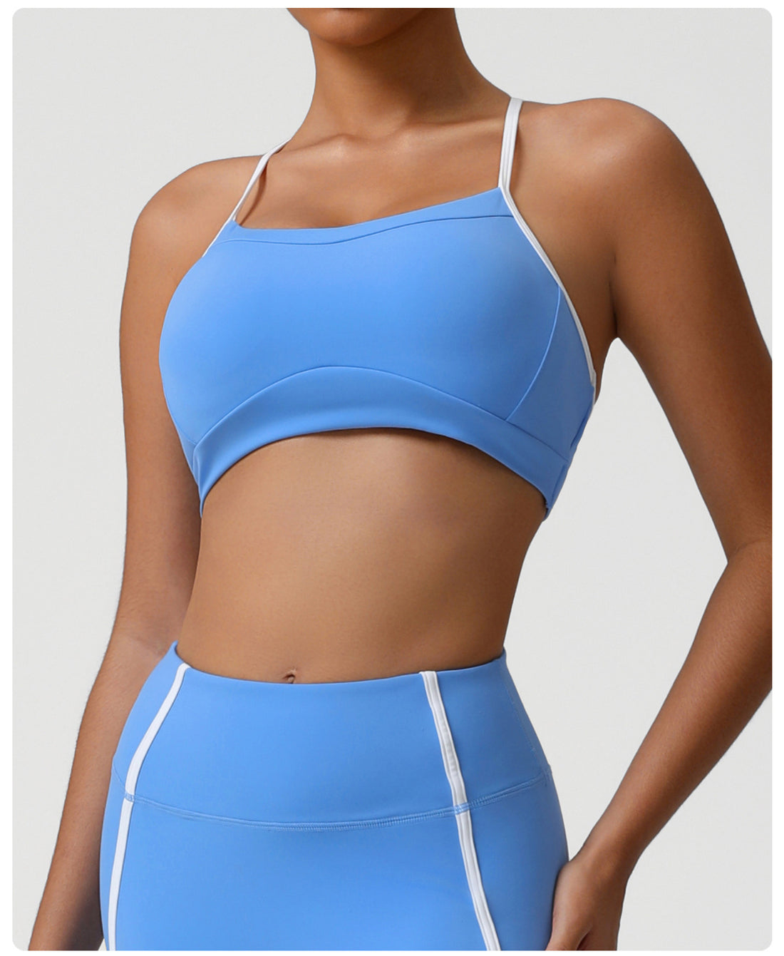 Caroline Bra