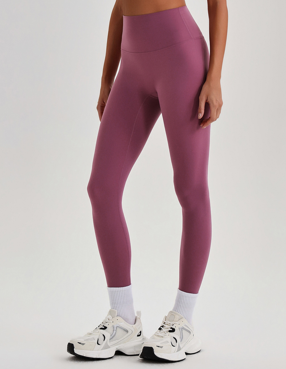 Jein Legging Pre-Order Shipping August 8th