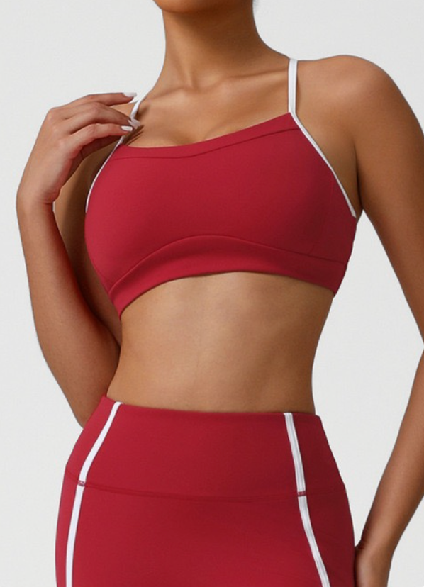 Caroline Bra